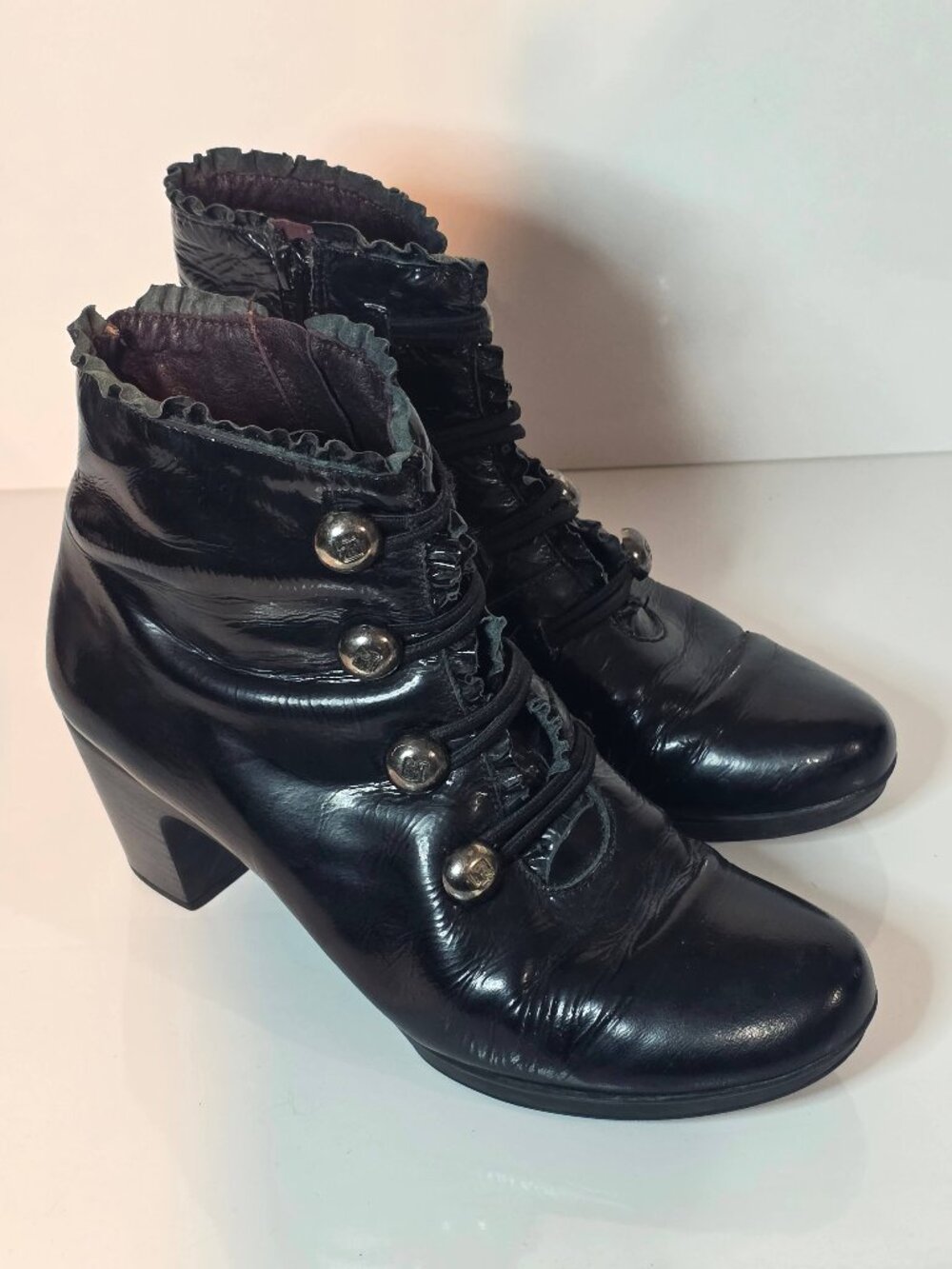 Jose Saenz Black Patent Leather Ankle Boots Ruffle Zip Size 37 EU 6.5 US Spain